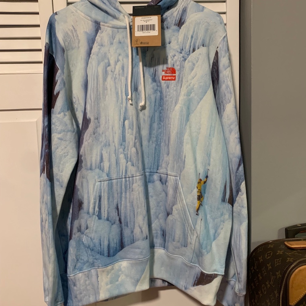 Supreme North face Sweatshirt